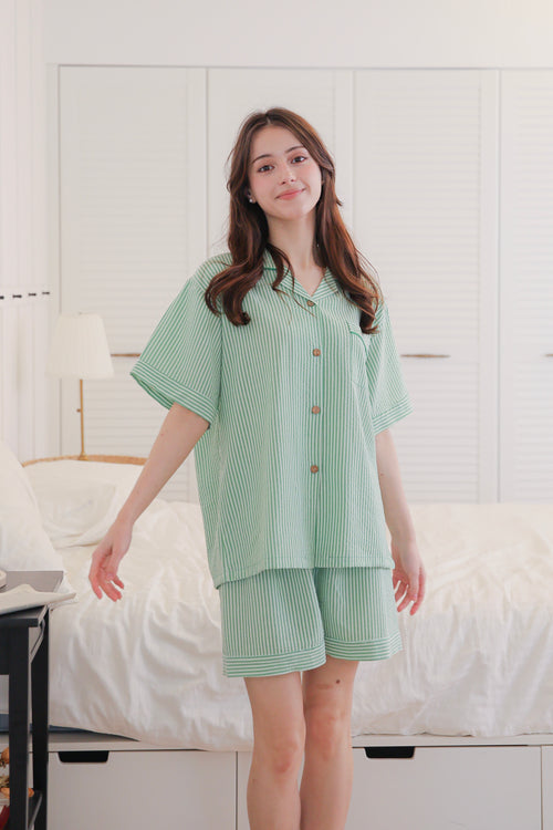 (Pre-order) Clover Adult Collared Short Sleeve Set