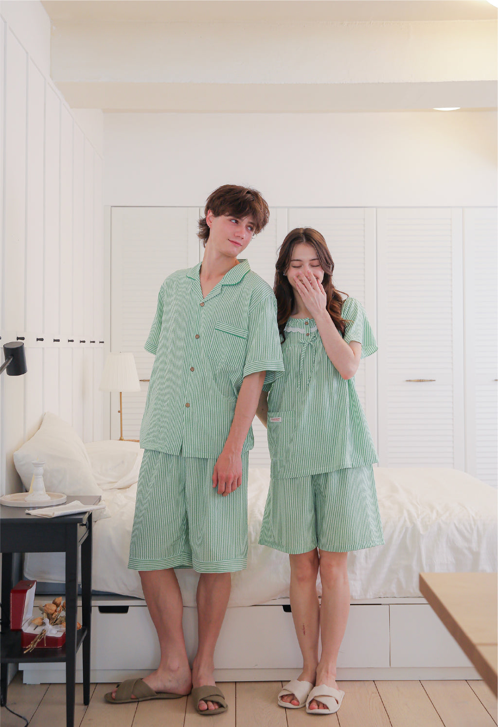 (Pre-order) Women's Clover Ruffled Short Sleeve Set