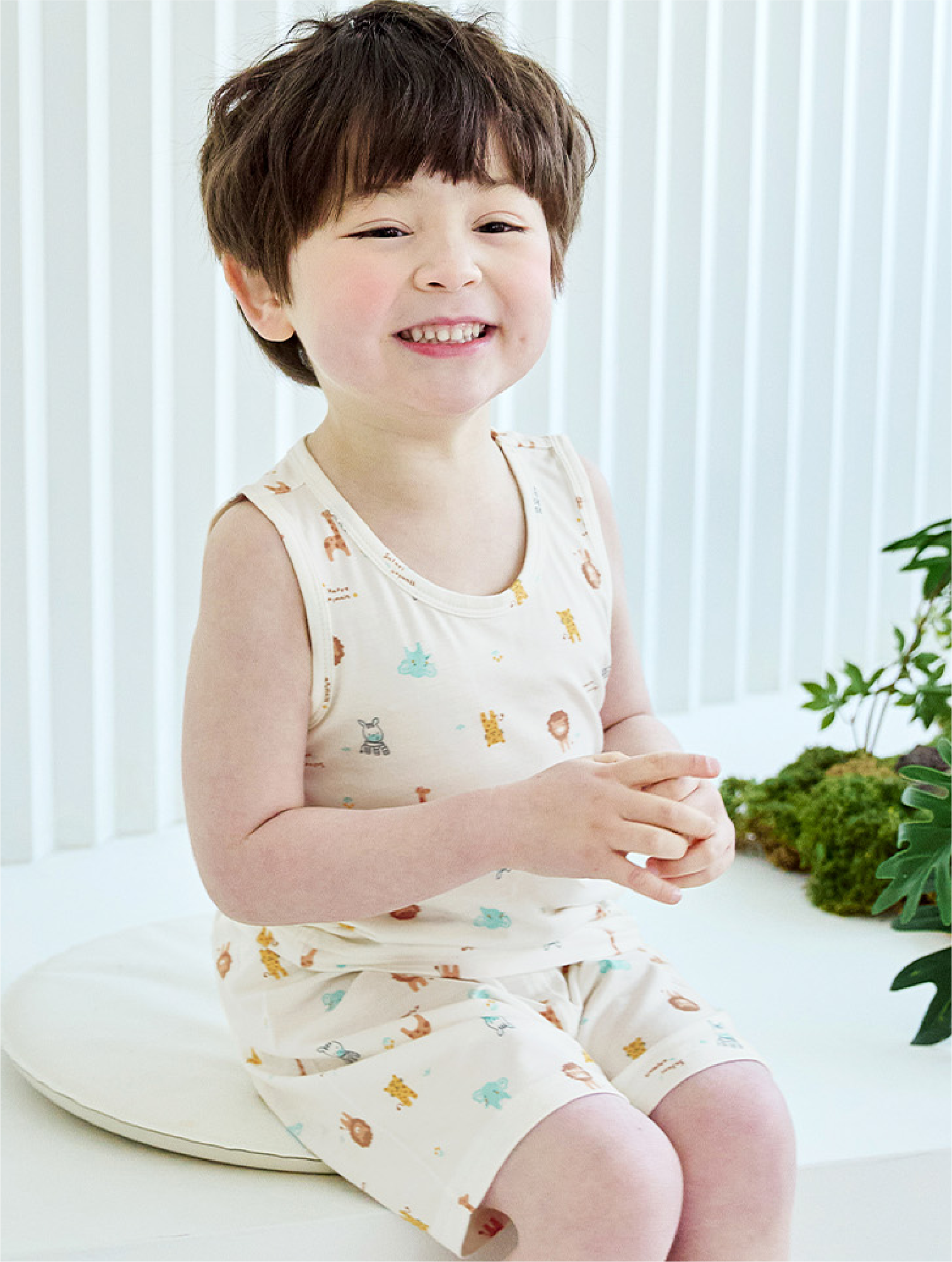 Wild at Heart Modal Tank Set