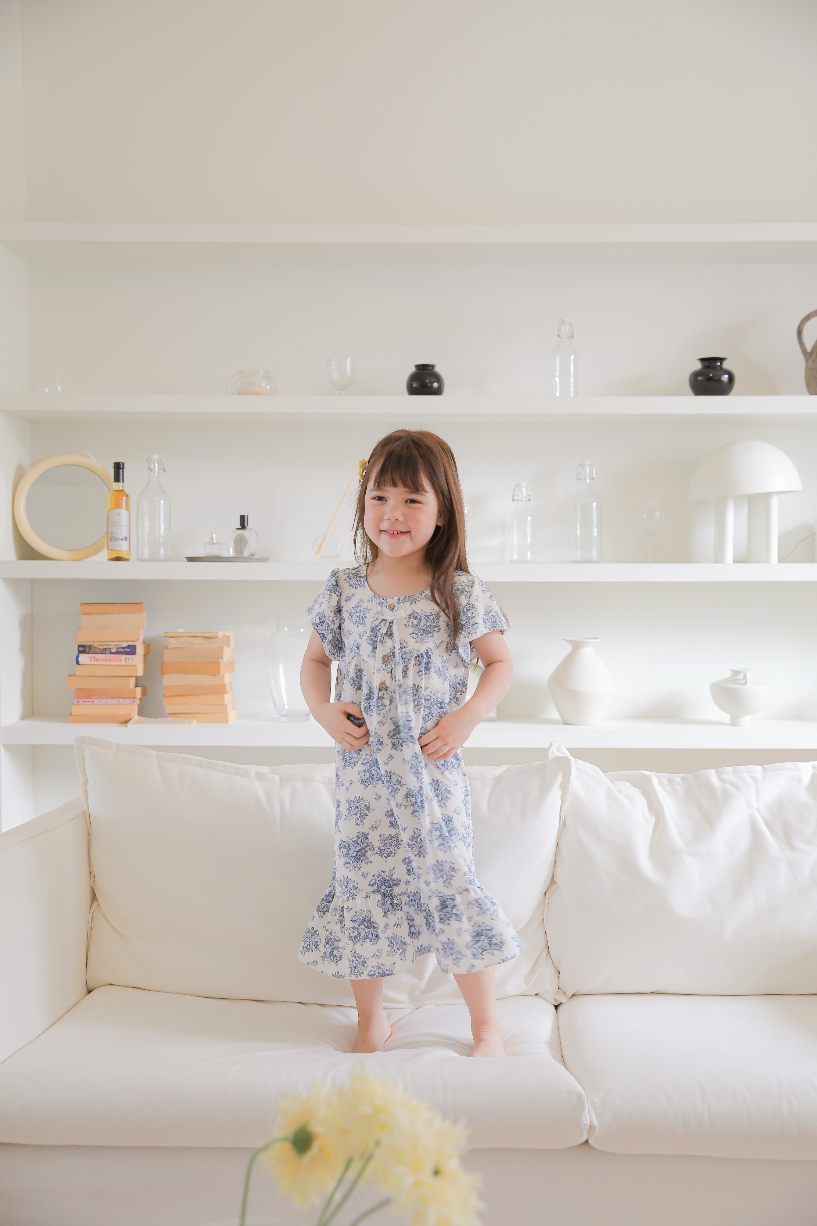 Blue Toile Short Sleeve Nightgown