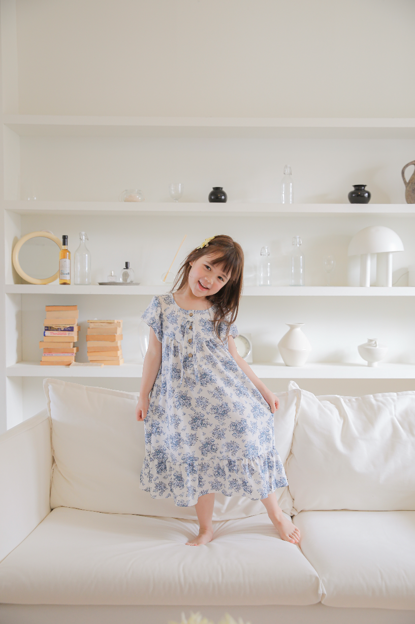 Blue Toile Short Sleeve Nightgown
