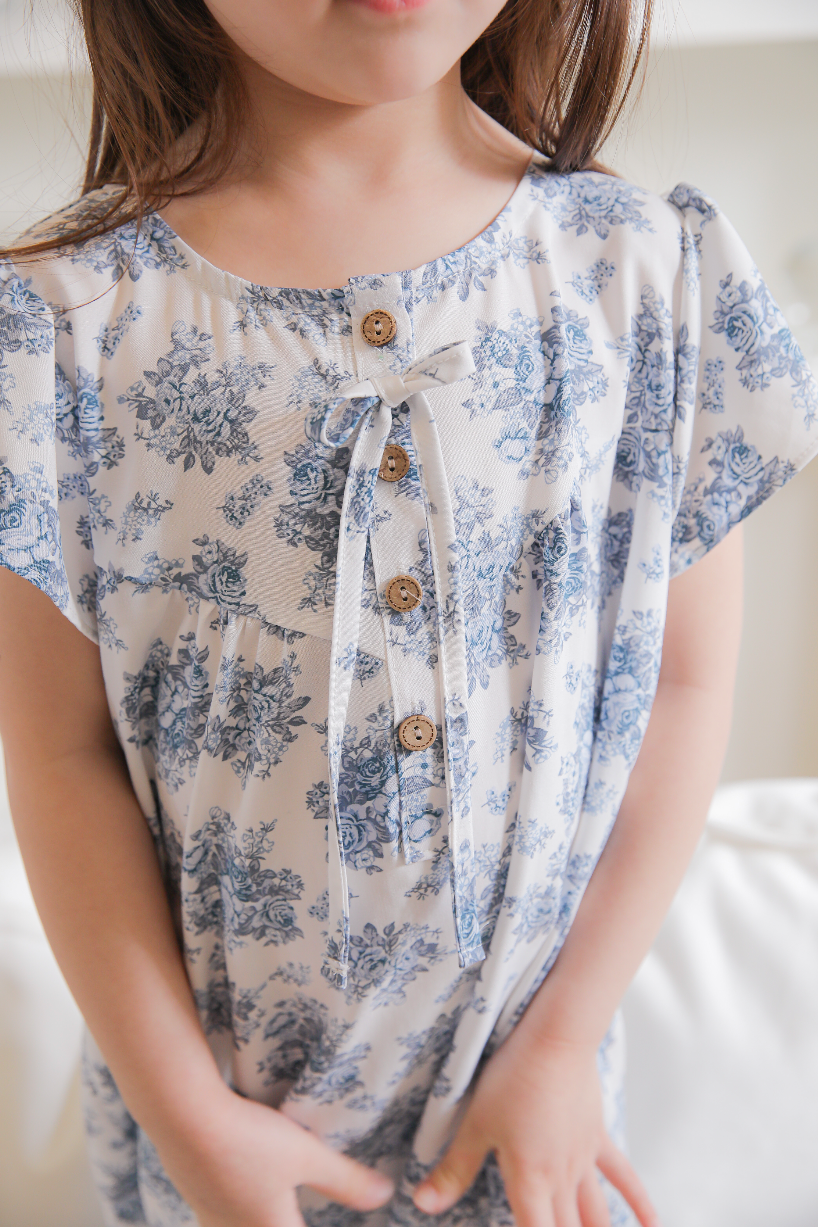 Blue Toile Short Sleeve Nightgown
